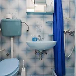 公寓 And Ivan 马卡尔斯卡