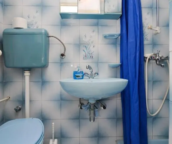 Apartment And Ivan Makarska